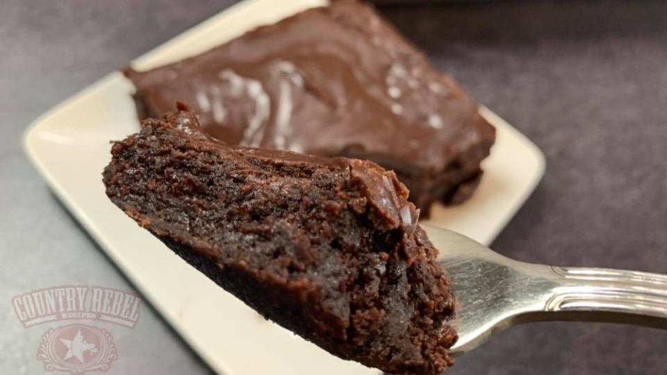 Simple Lunch Lady Brownies Recipe With Chocolate Frosting